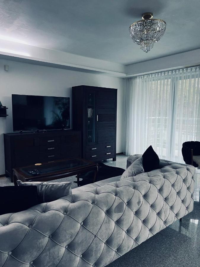 Koliba Apartments 3 Братислава Екстер'єр фото